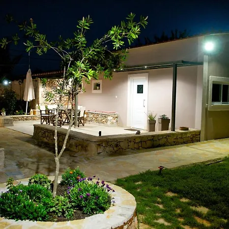 Domenica Apts I דירה לגאנאס