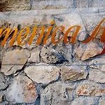 Domenica Apts I *