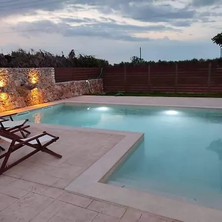 Domenica Apts I Apartman Laganász