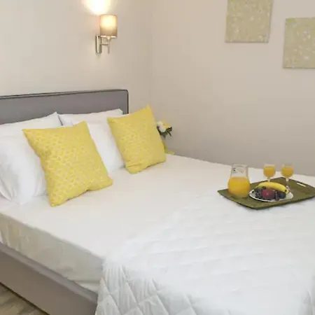 Domenica Apts I Laganas