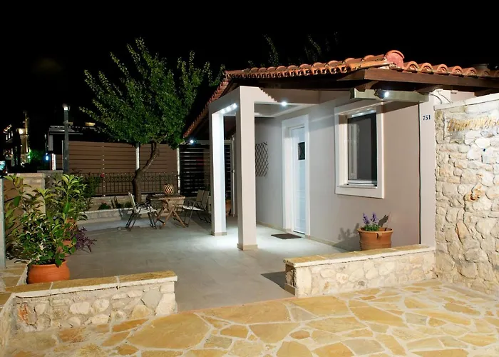 Domenica Apts I